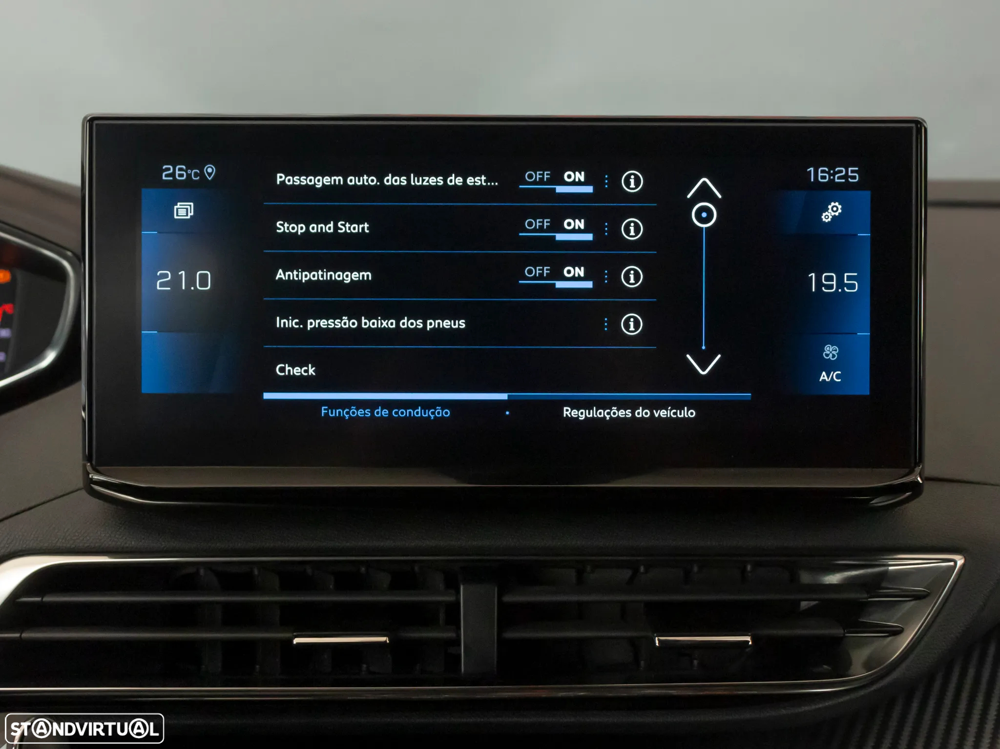 Peugeot 5008 1.2 PureTech Allure EAT8 - 33