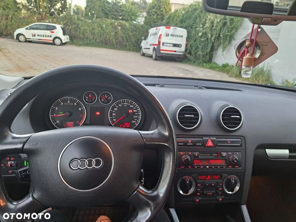 Audi A3 1.6 Ambiente - 7