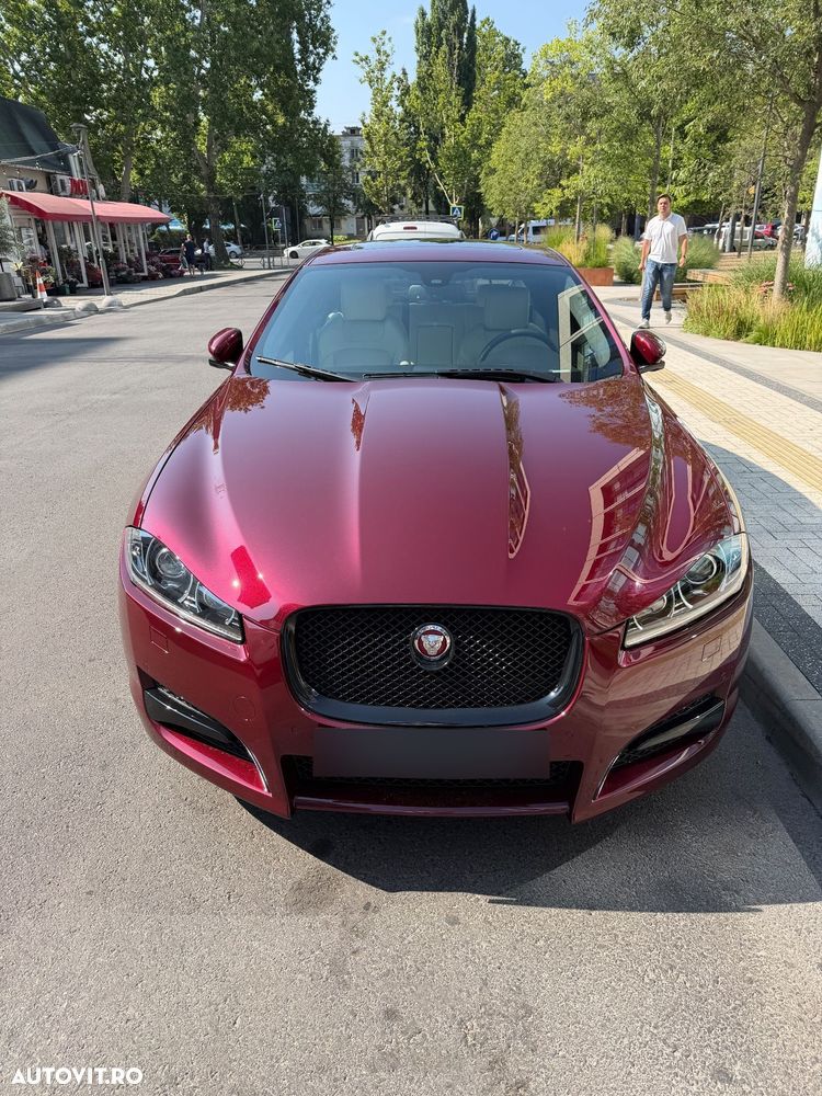 Jaguar XF 3.0 AWD Premium Luxury - 4