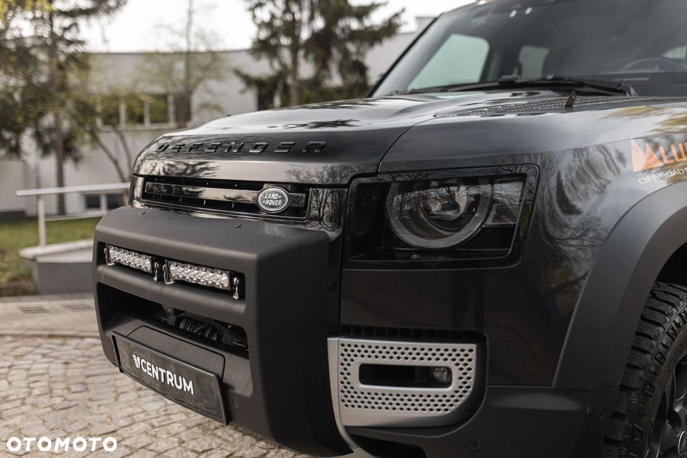 Land Rover Defender 110 P300 S - 5