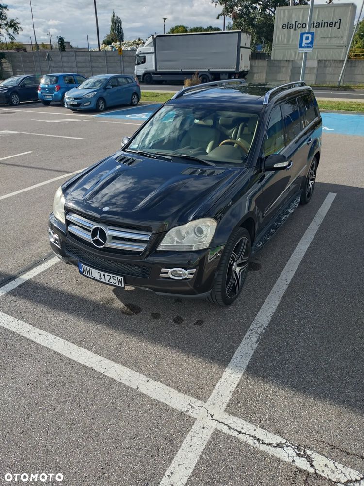 Mercedes-Benz GL 500 - 1