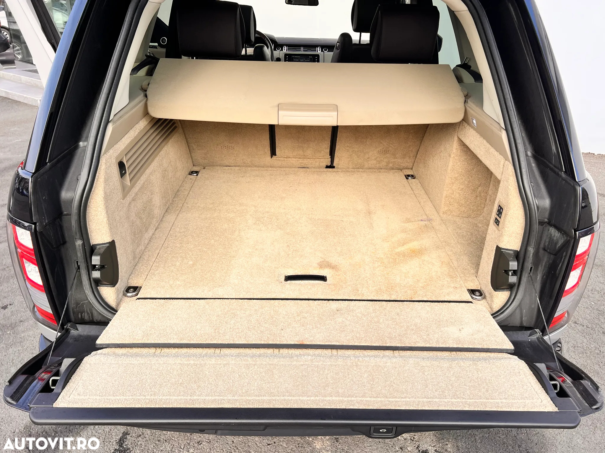 Land Rover Range Rover Vogue - 30