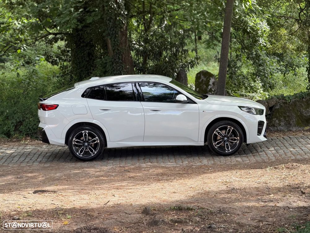 BMW X2 18 d sDrive Auto Pack M - 9