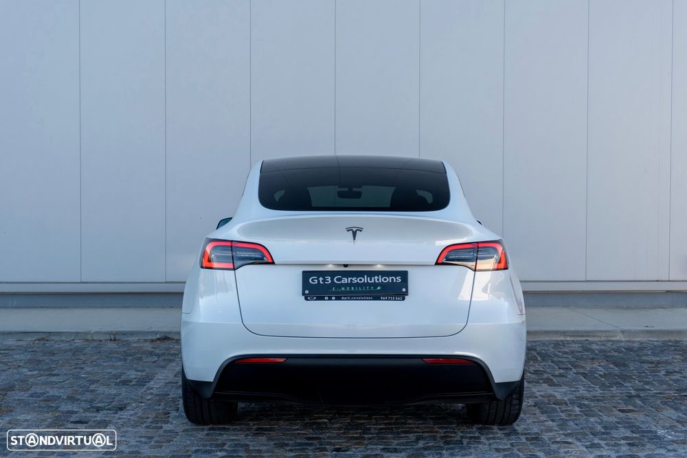 Tesla Model Y Standard - 7