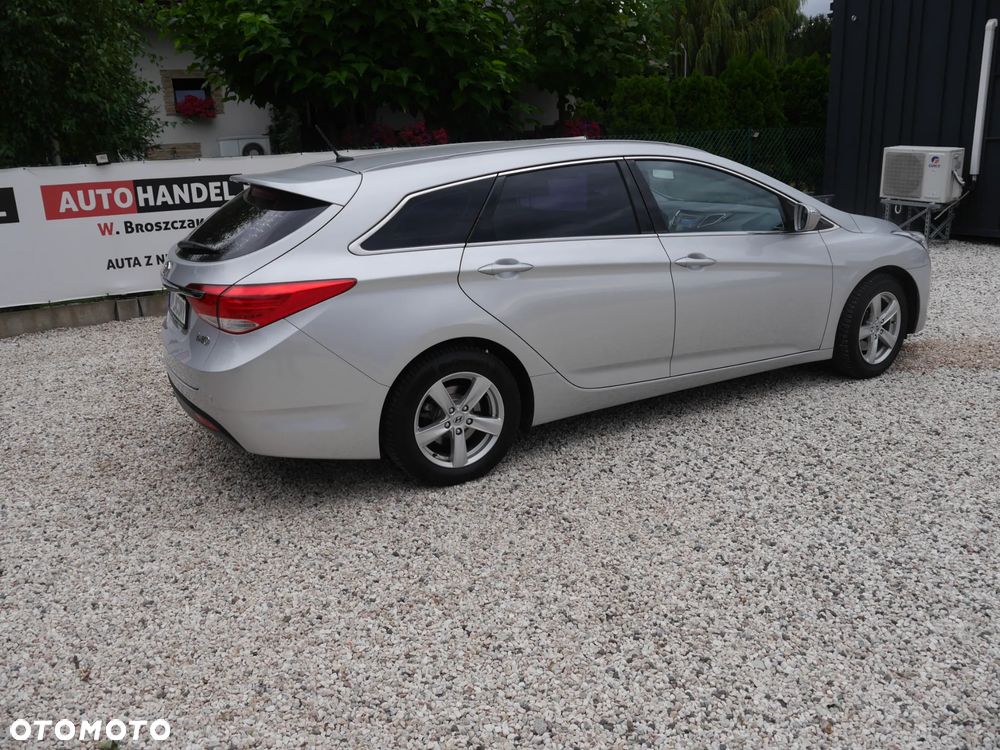 Hyundai i40 Kombi 1.6 Trend - 13