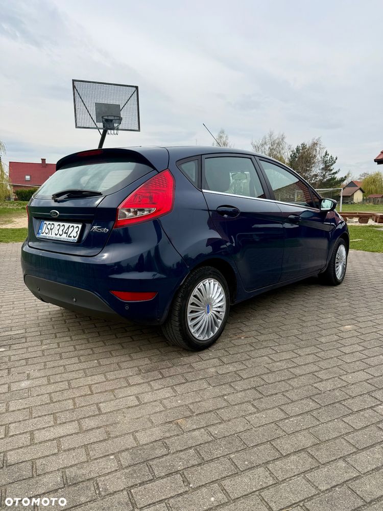 Ford Fiesta - 5