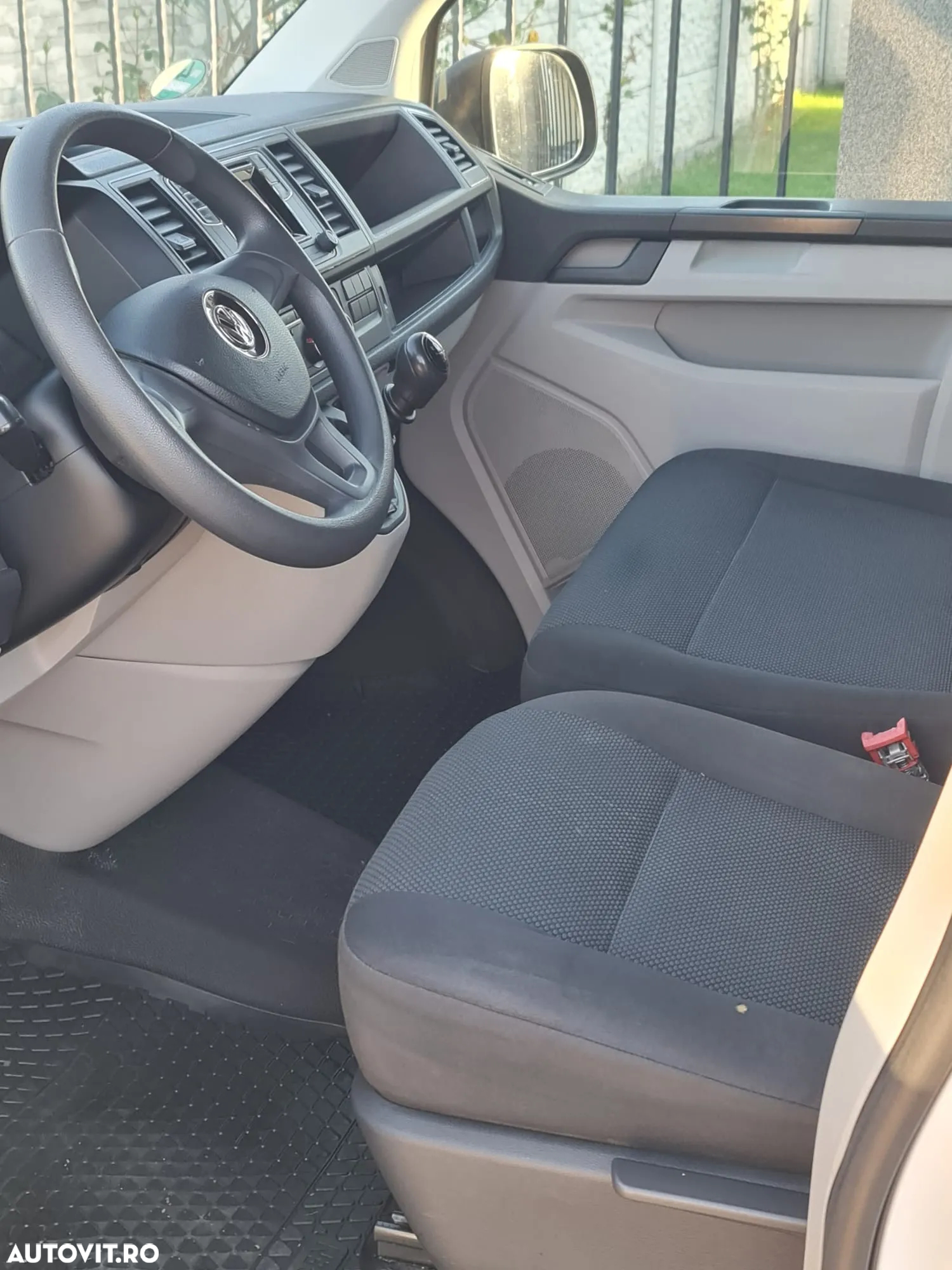 Volkswagen Transporter - 8