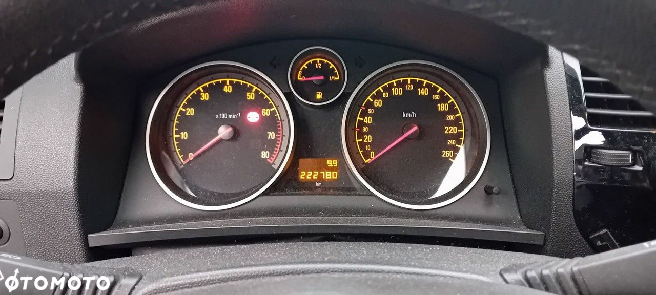 Opel Zafira - 11