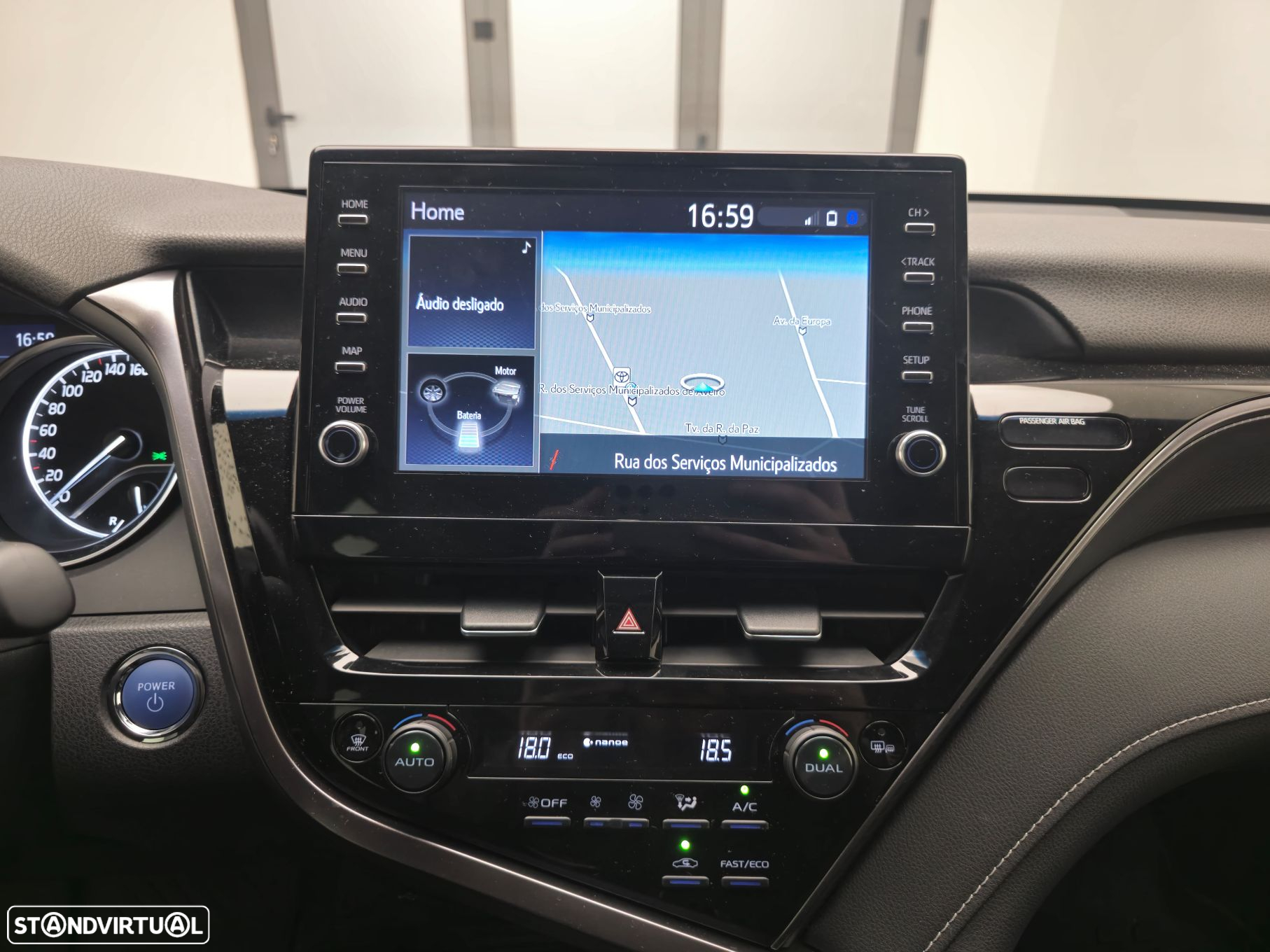 Toyota Camry - 14