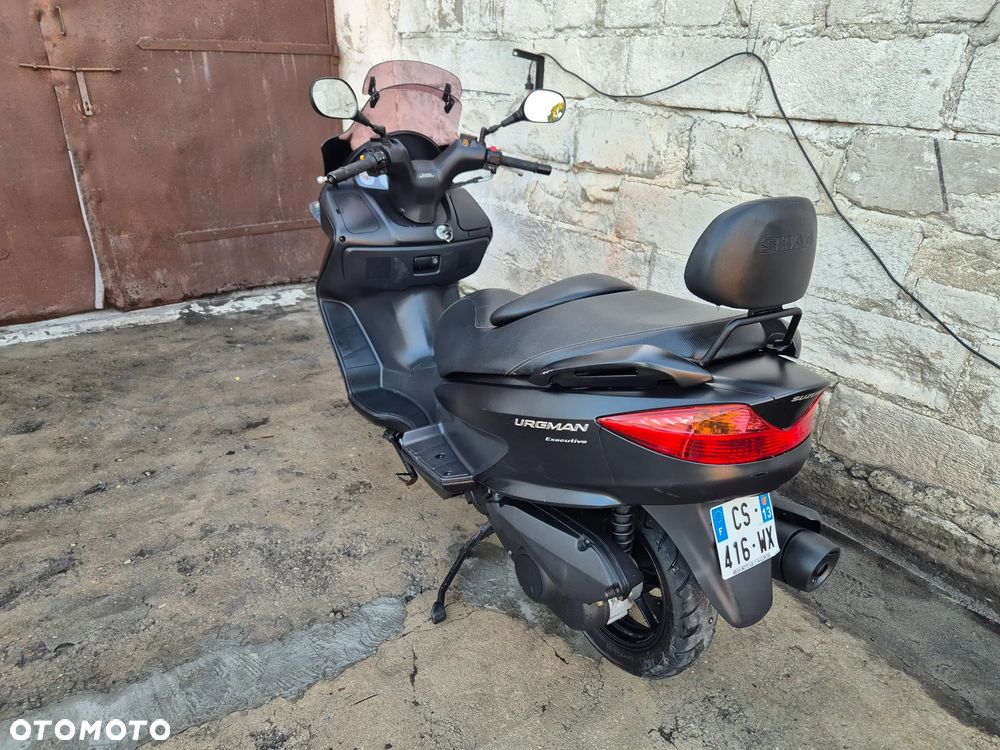 Suzuki Burgman - 5