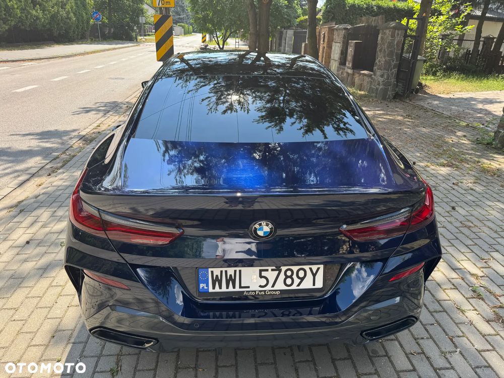 BMW Seria 8 - 13