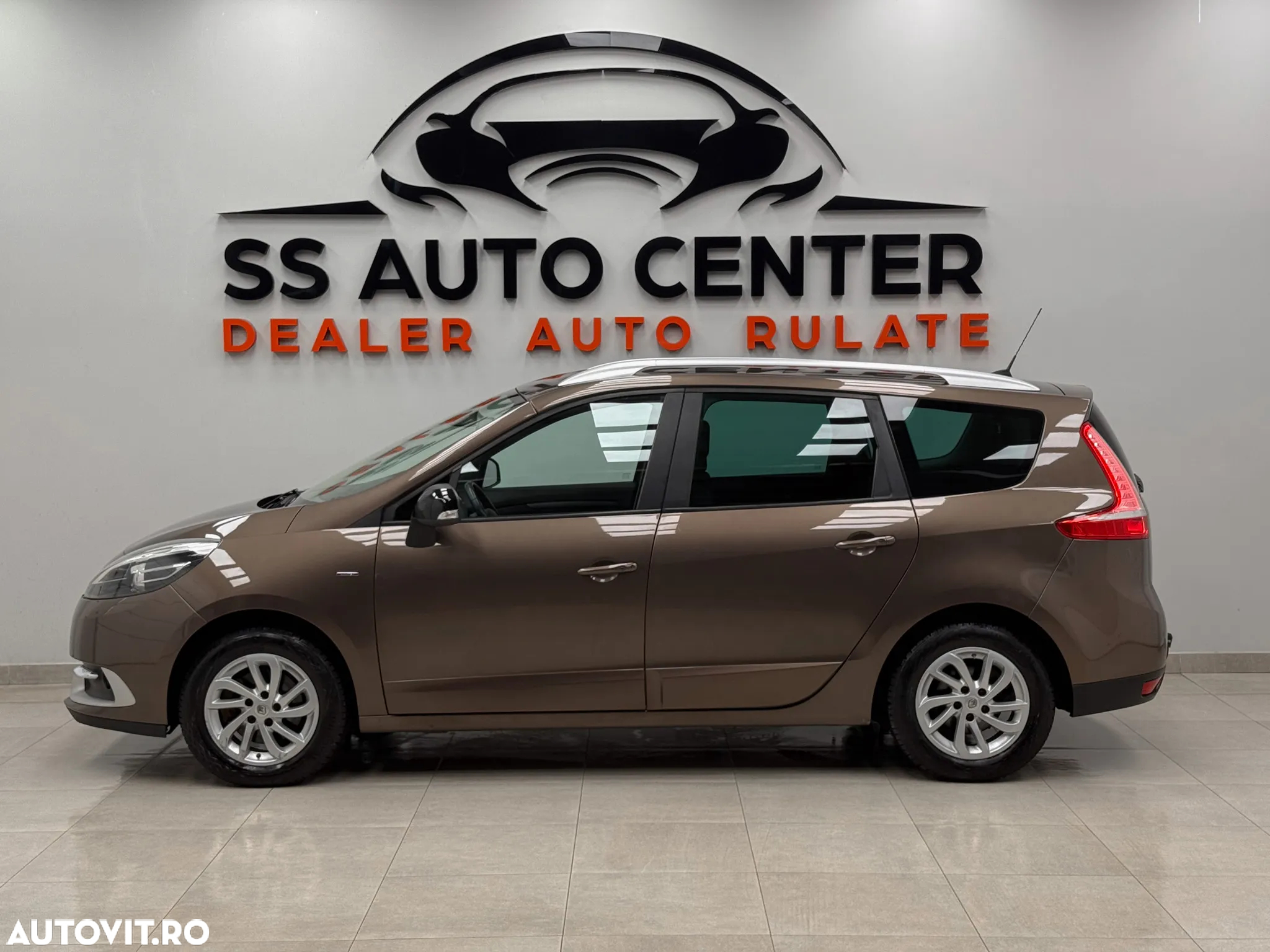 Renault Grand Scenic dCi 110 LIMITED - 10