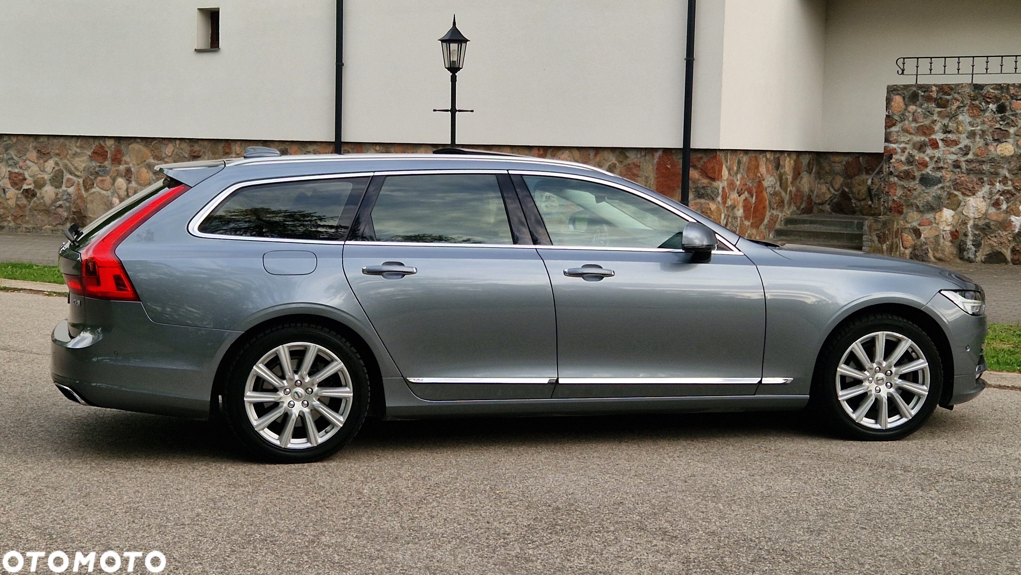 Volvo V90 D4 Inscription - 19