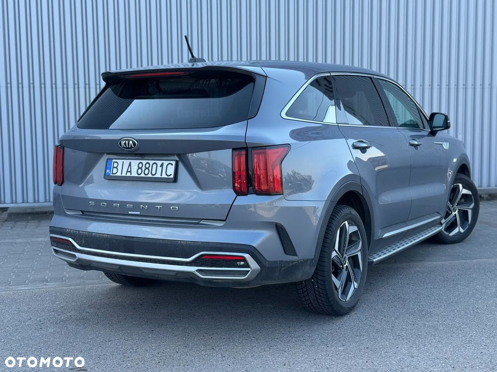 Kia Sorento - 4