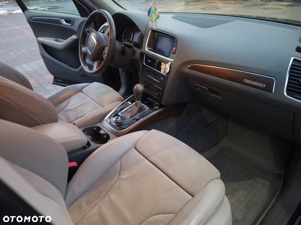 Audi Q5 2.0 TDI Quattro S tronic - 11