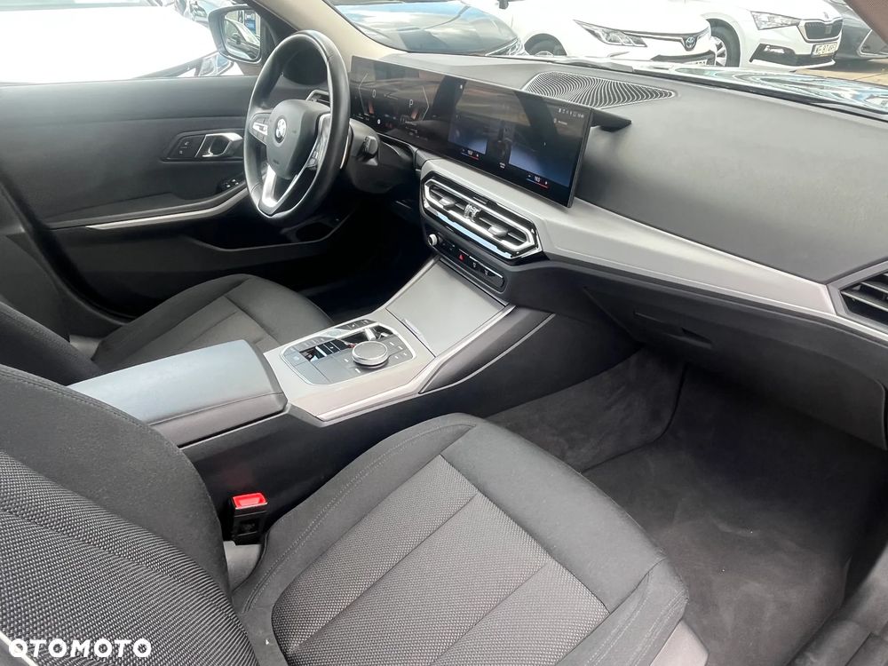 BMW Seria 3 318d Edition M Sport Shadow - 11