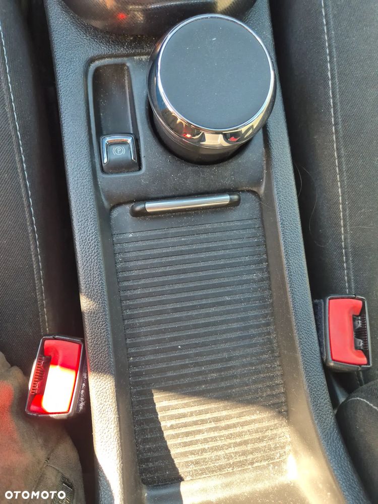 Opel Astra - 11