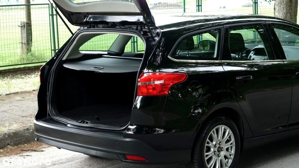 Ford Focus - 34