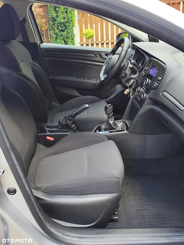 Renault Megane 1.6 SCe Life - 14