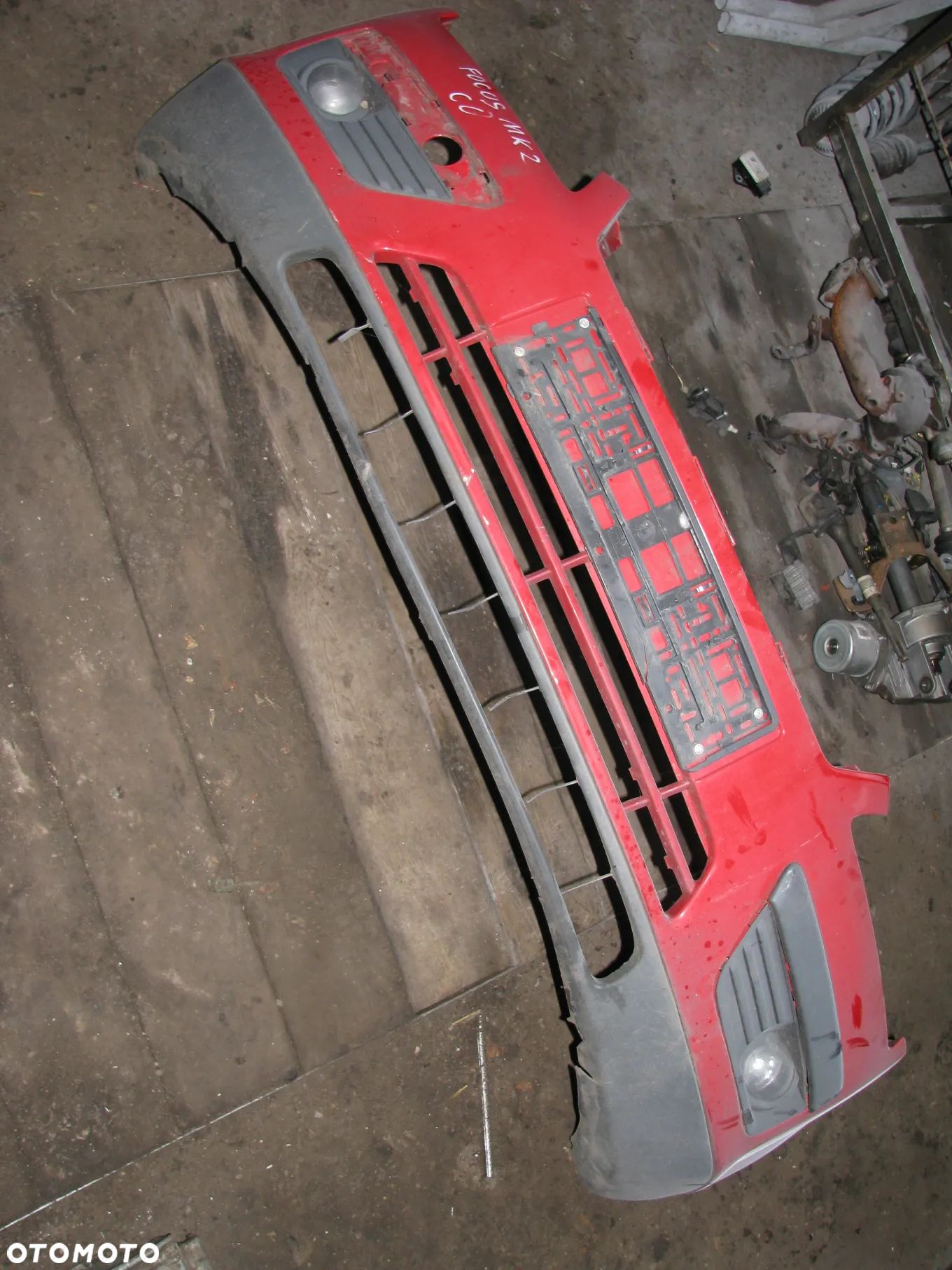 Zderzak przód FOCUS MK2 II CZERWONY C0 - 1