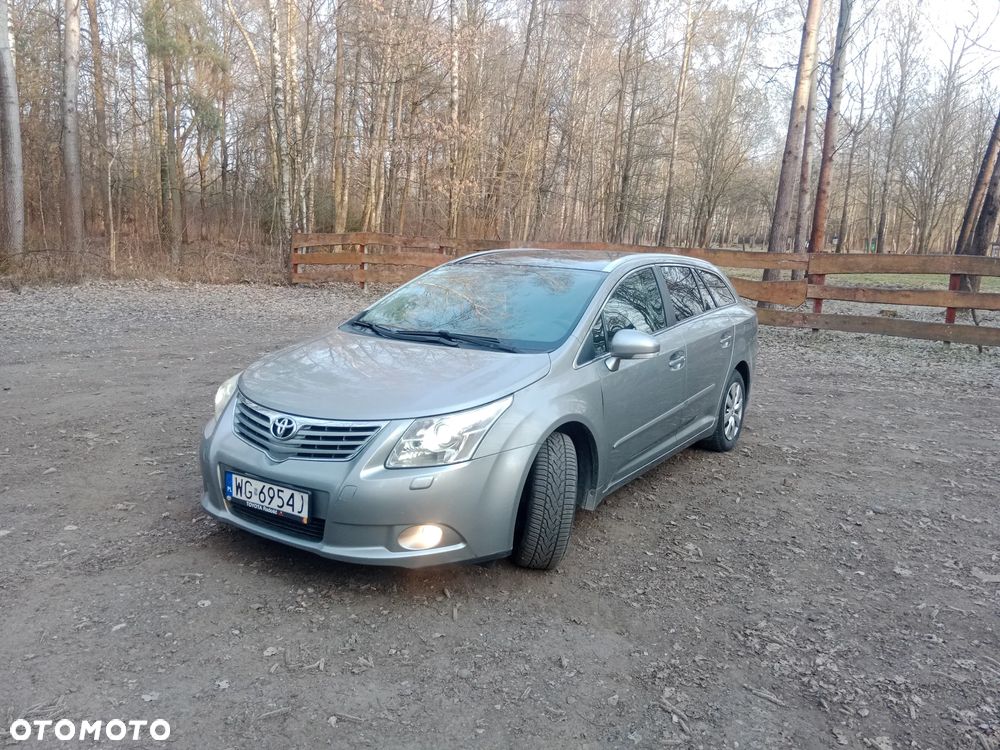Toyota Avensis 2.0 Premium EU5 MS - 1