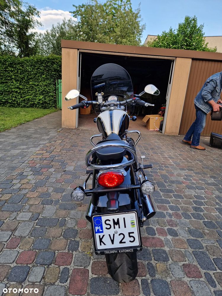Triumph Speedmaster - 2