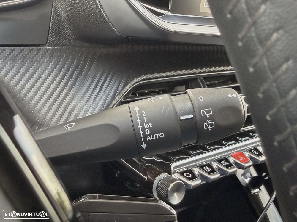 Peugeot 2008 1.2 PureTech Signature - 26