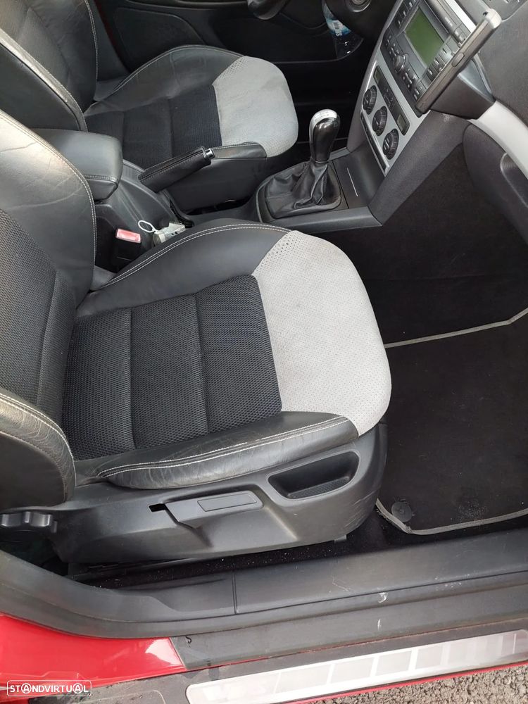 Skoda Octavia Break 2.0 TDI RS - 15