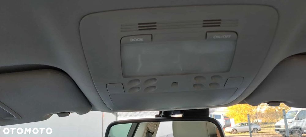 Lexus IS 220d Luxury Line - 29