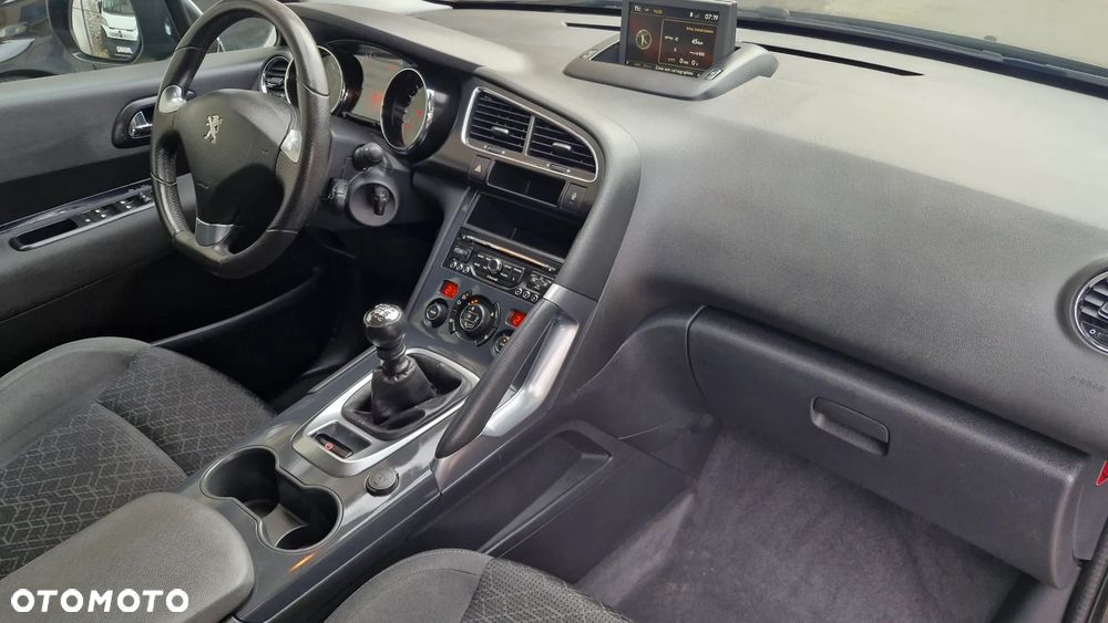 Peugeot 3008 - 19