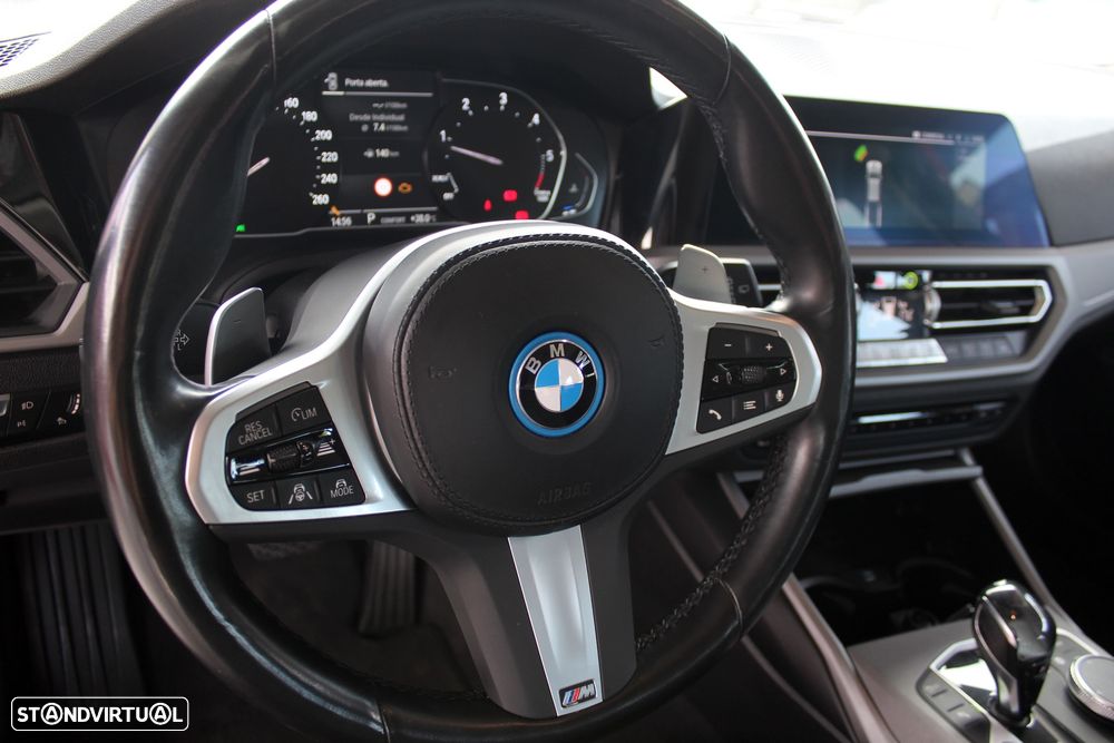 BMW 318 d Aut. M Sport - 13
