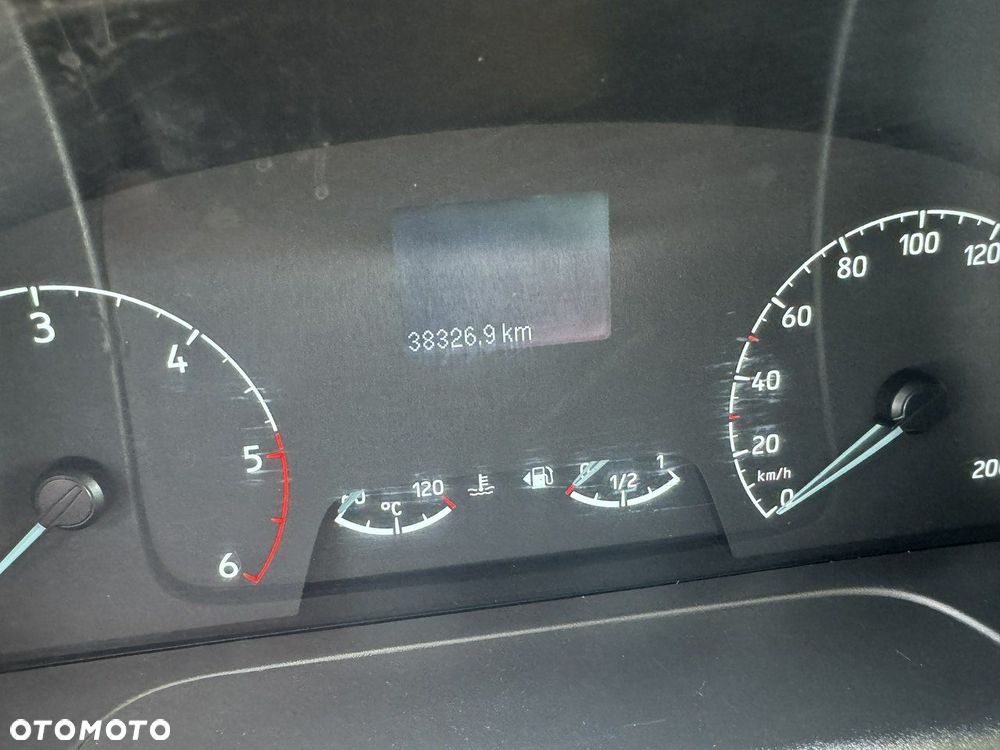 Ford Transit Custom - 14