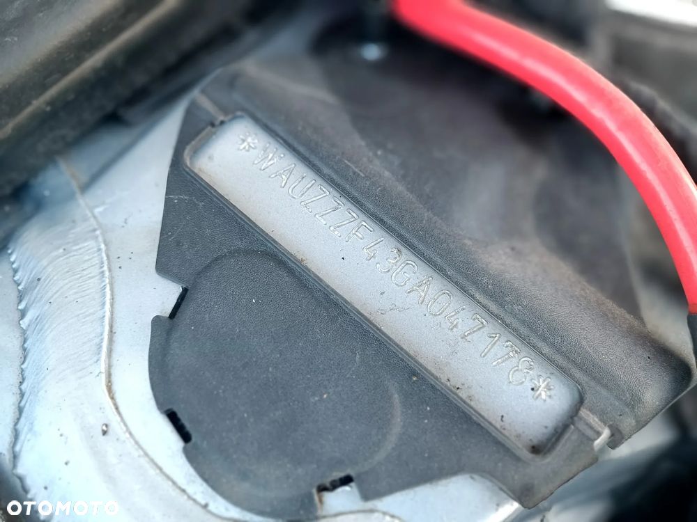 Audi A4 Avant 2.0 TDI DPF Ambition - 27