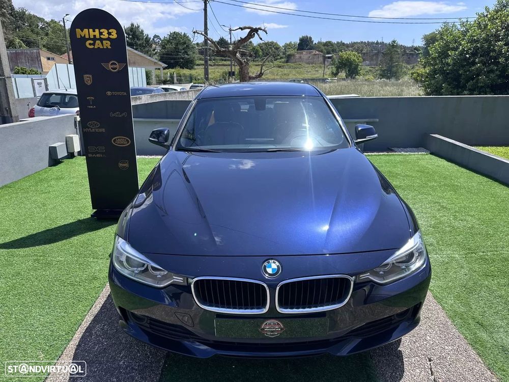 BMW 320 d Luxury Line - 5