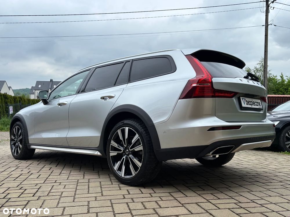 Volvo V60 Cross Country Pro B4 D AWD - 10