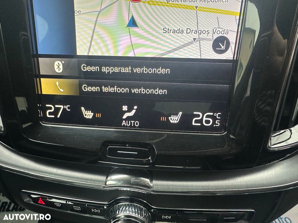 Volvo XC 40 T5 Twin Engine DKG Momentum Pro - 14