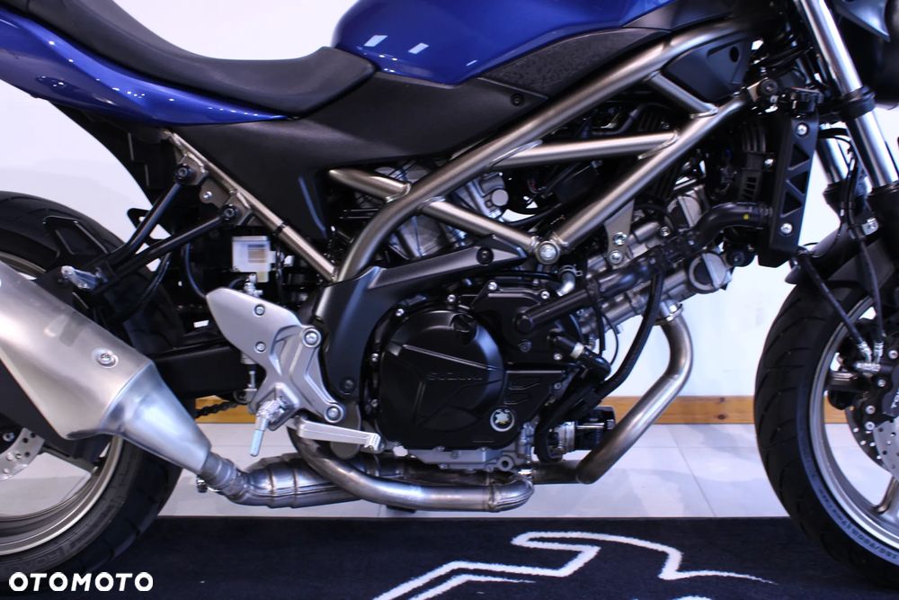 Suzuki SV - 22
