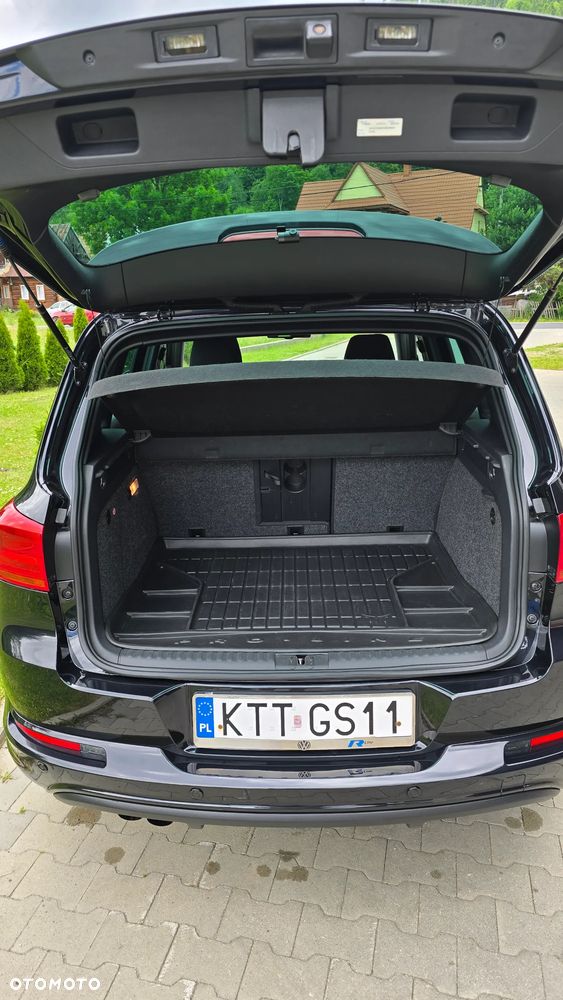 Volkswagen Tiguan 2.0 TDI 4Mot Perfectline R-Style - 6