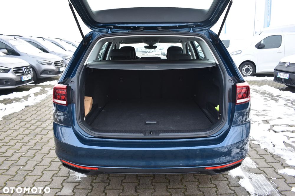 Volkswagen Passat Variant 2.0 TDI EVO Business DSG - 14
