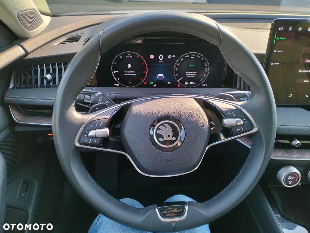 Skoda Superb 2.0 TDI SCR 4x4 L&K DSG - 11