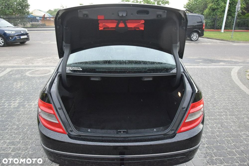 Mercedes-Benz Klasa C - 33