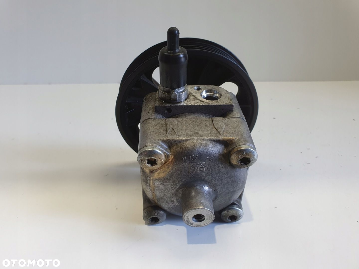 Volvo S60 I V70 II XC90 2.4 D5 POMPA WSPOMAGANIA 30741790 - 4