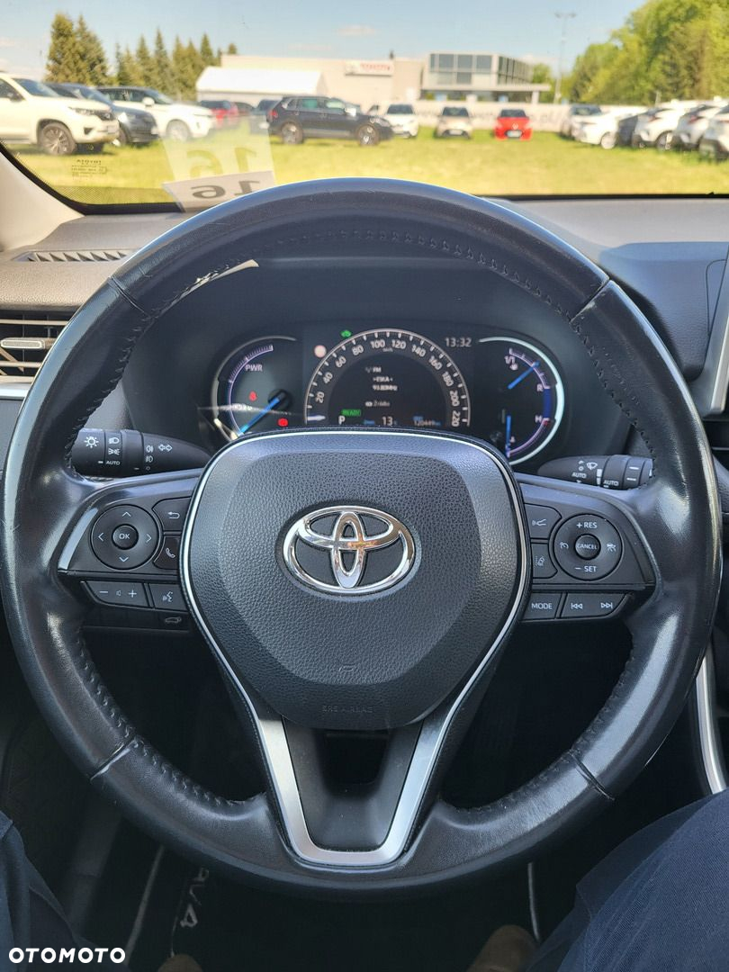 Toyota RAV4 - 12