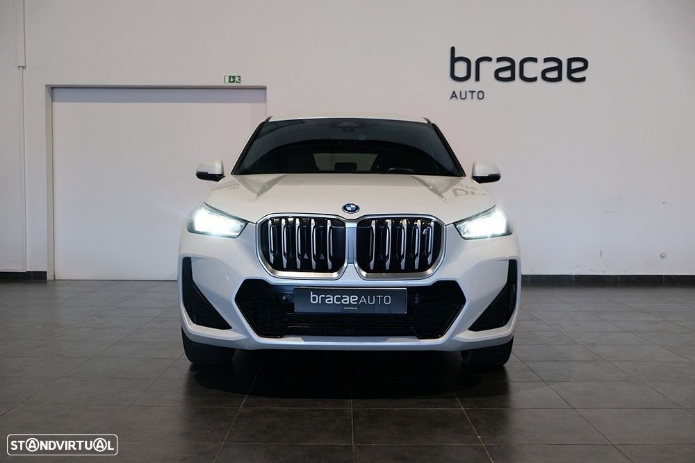 BMW iX1 xDrive30 M Sport Pack - 6