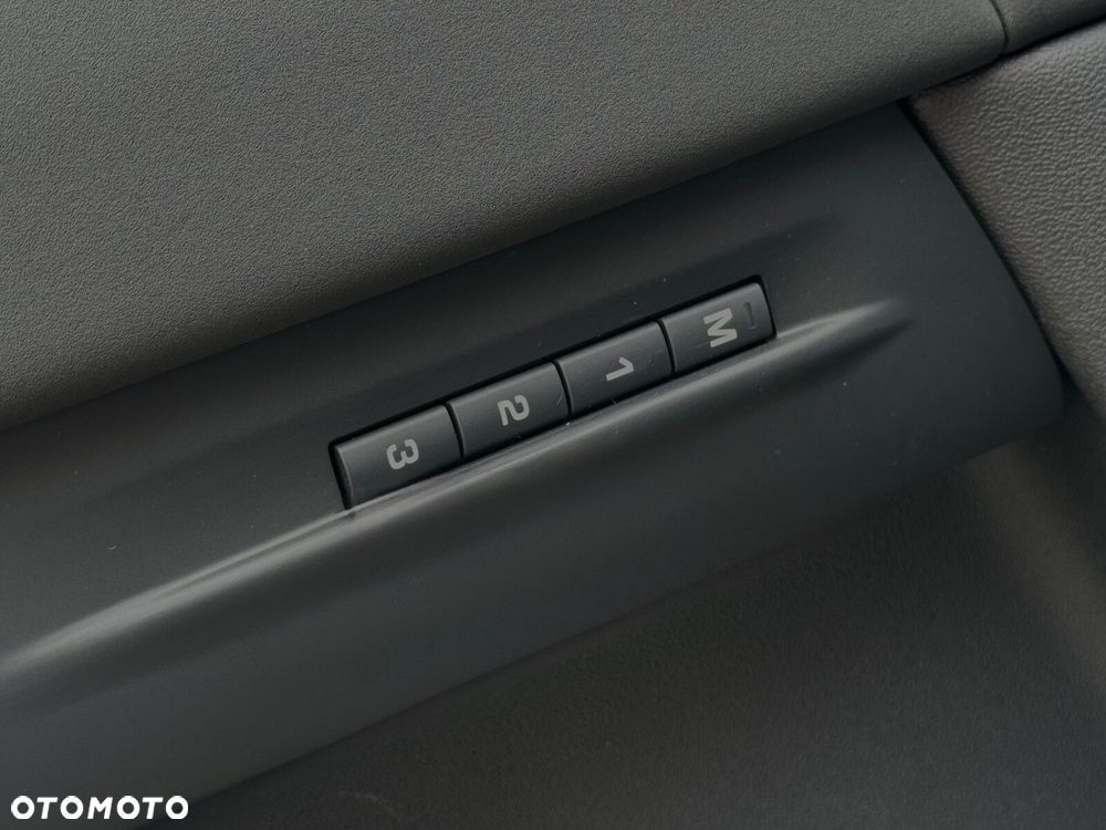 Land Rover Range Rover Evoque - 8