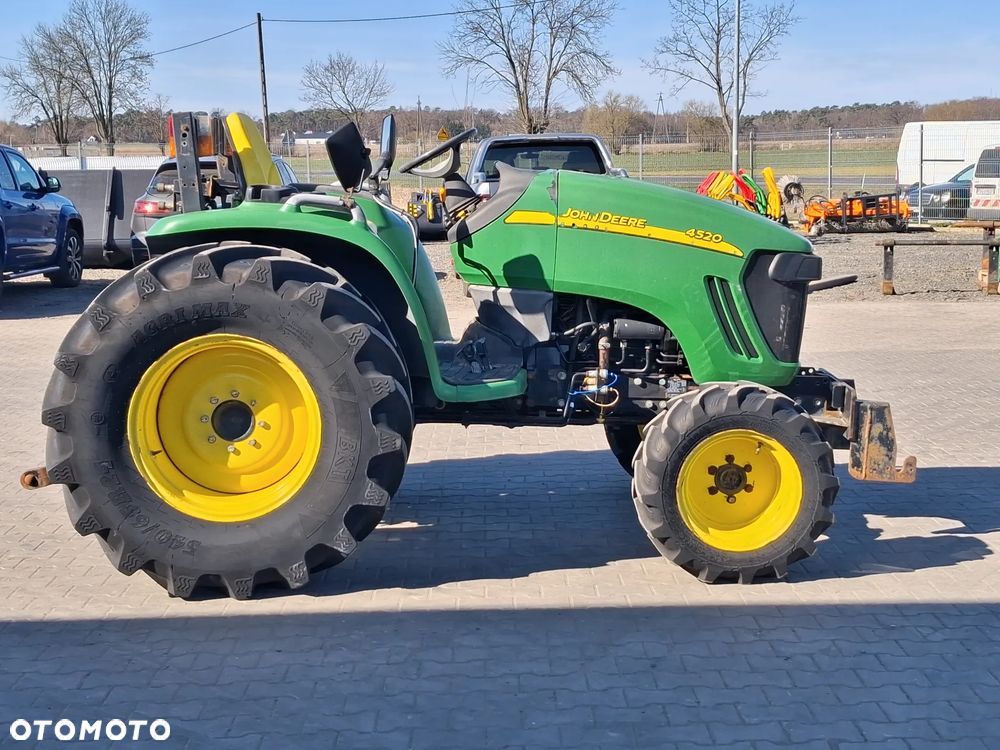 John Deere 4520 - 5