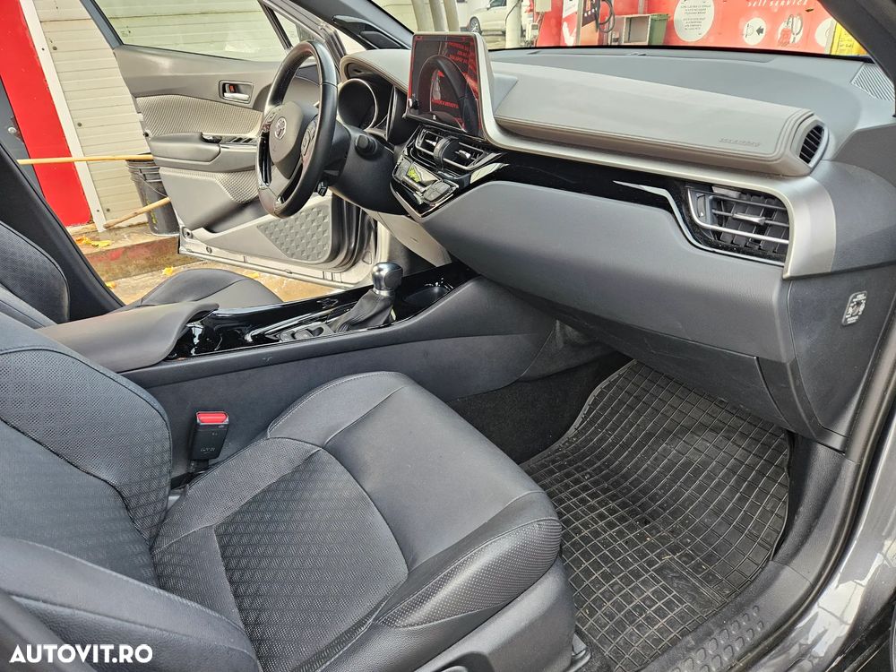 Toyota C-HR 2.0 HSD 184 CP 4x2 CVT Classy - 10