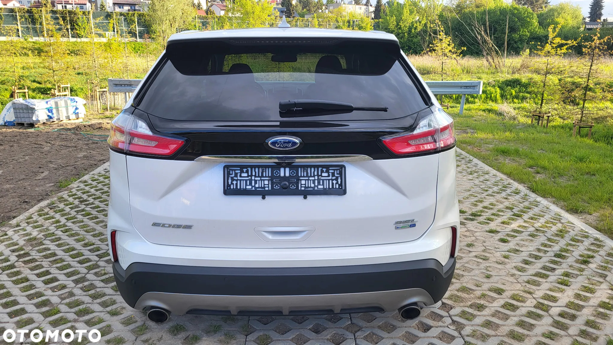 Ford Edge - 13