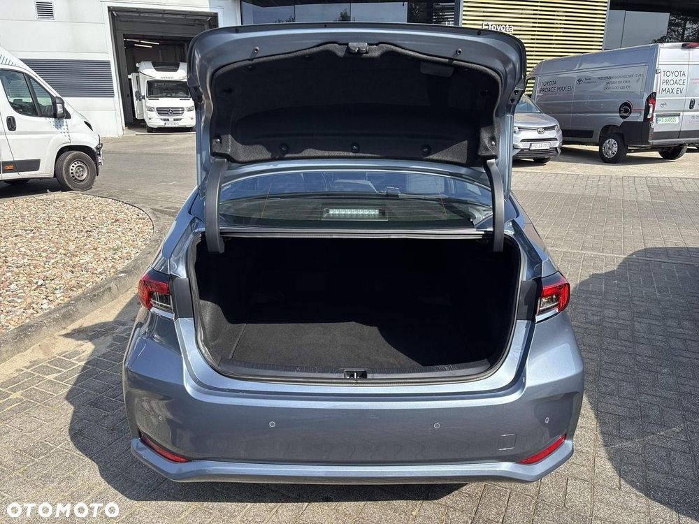 Toyota Corolla - 17