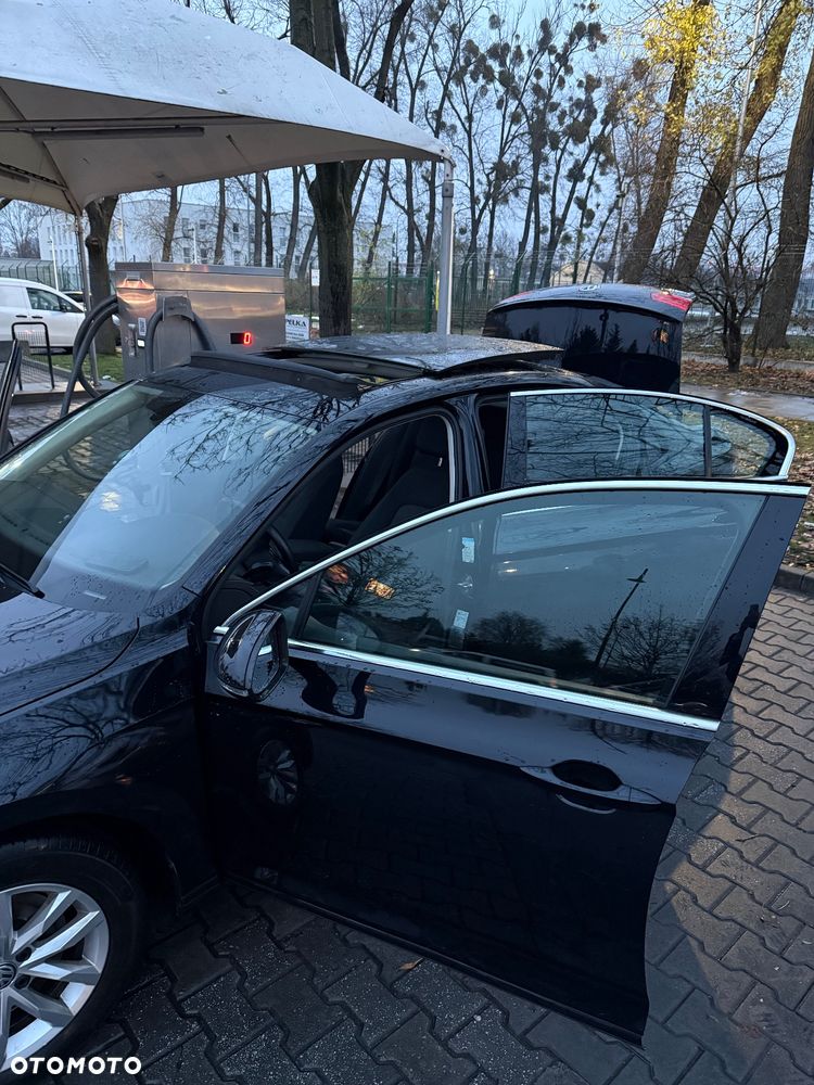 Volkswagen Passat 1.6 TDI SCR DSG Comfortline - 15
